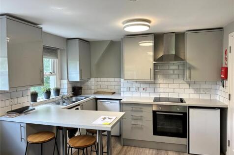 F3, 58baldwin Street