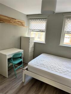 F3, 58baldwin Street