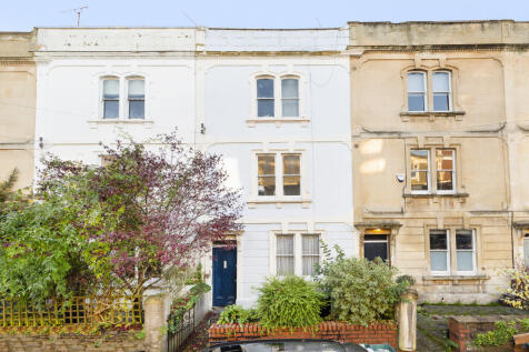 16 Roslyn road 2.jpg