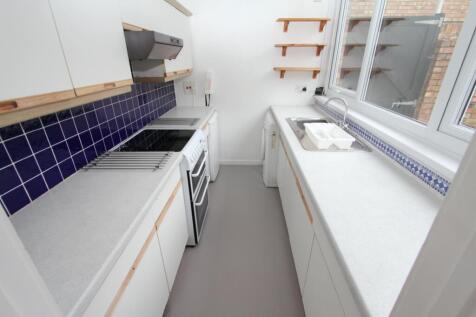 16HK 040 Kitchen(S).