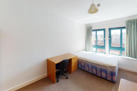 3A-The-Warehouse-Bed