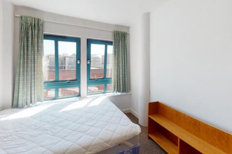 3A-The-Warehouse-Bed