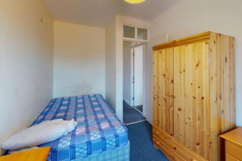 3B-The-Warehouse-Bed