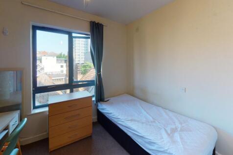 3C-The-Warehouse-Bed