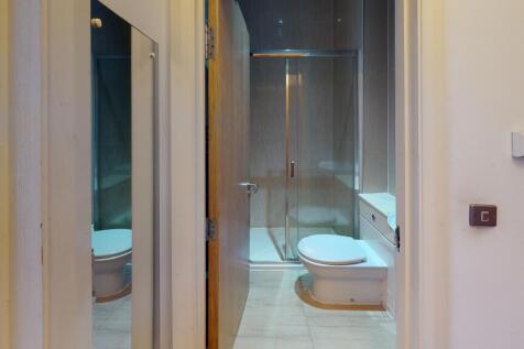 F14-Carlton-Chambers