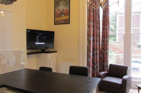 1126_Hall Floor Flat