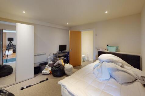 House-2-Constitution