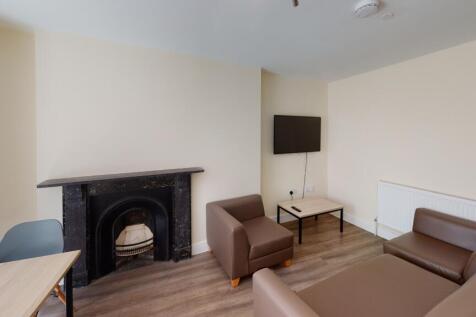 F3-15-Small-Street-L