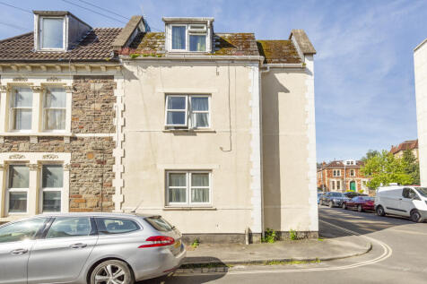 28 Oakfield Grove 2.