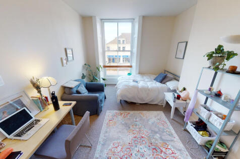 Flat-1-109-Whiteladi