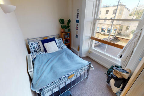 Flat-1-109-Whiteladi