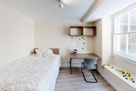 F2-15-Small-Street-B