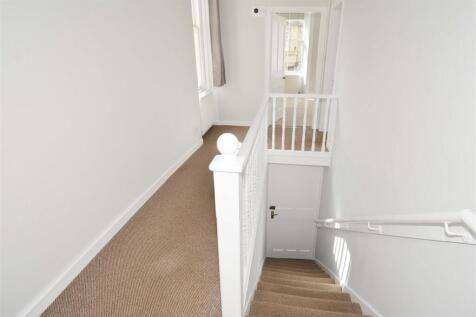 HALLWAY.jpg