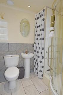 4e-3AbbeyBridgeEndShowerRoomPrint..jpg