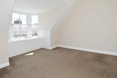 Livingroom.jpg