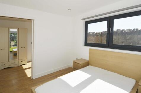 Bedroom 3.jpg