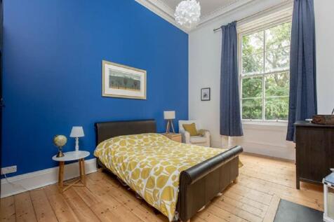 Double Bedroom 2.jpg