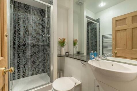 Shower Room.jpg