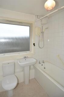 Bathroom 1.jpg
