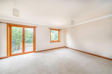 9 South Mews_Bennecourt_drive-02.jpg