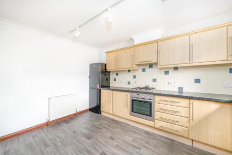 9 South Mews_Bennecourt_drive-05.jpg