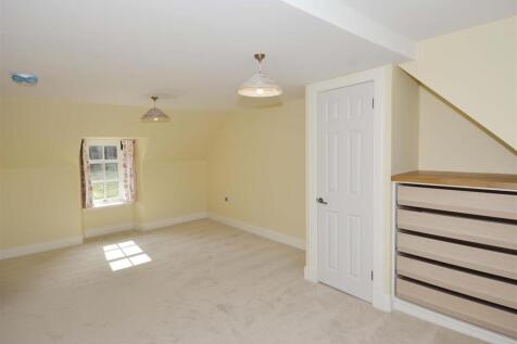 BEDROOM 2.1.jpg