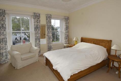 BEDROOM.1.jpg