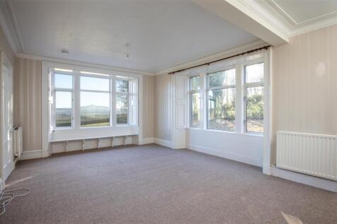newlands-farmhouse-03 Lounge dual aspect windows.j