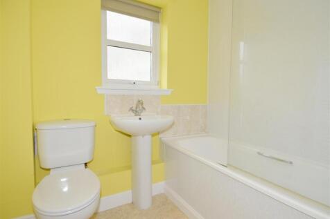 4z-26HendersonsCourtBathroomPrint..jpg