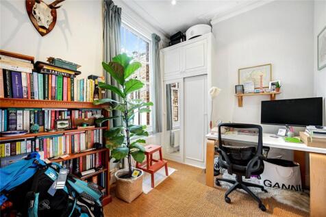 Bedroom Two/Study
