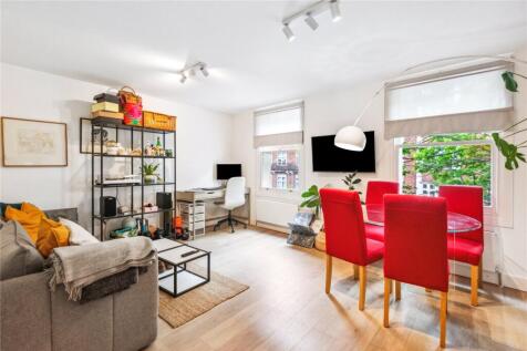 Kitchen/Reception