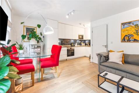 Kitchen/Reception