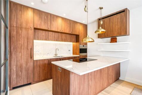 Kitchen/Reception