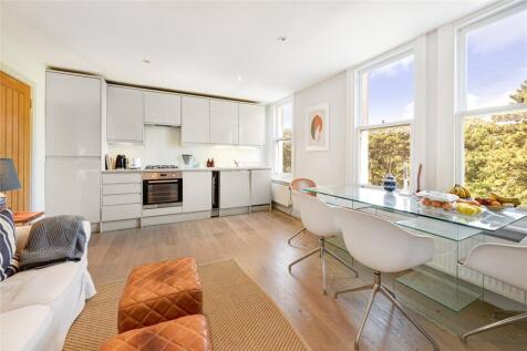 Kitchen/Reception