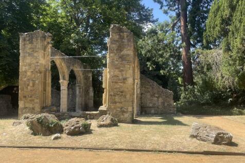 Nearby Ruins
