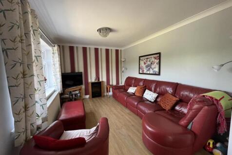 Open Plan Living/ Dining Room