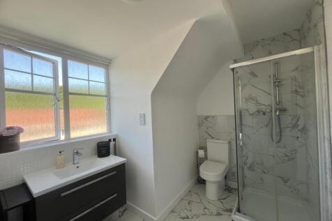 Ensuite Shower Room