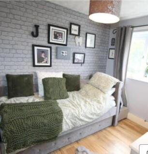 Reception Room / Bedroom 4
