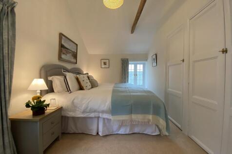 Beech Cottage - bedroom 2.jpg
