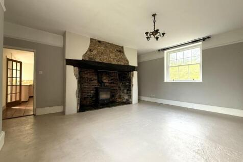 RECEPTION ROOM 1