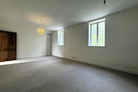 RECEPTION ROOM 2/DOWNSTAIRS BEDROOM