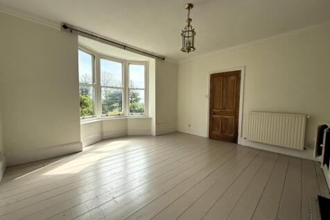 RECEPTION ROOM 3