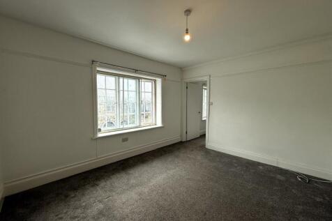 RECEPTION ROOM 1