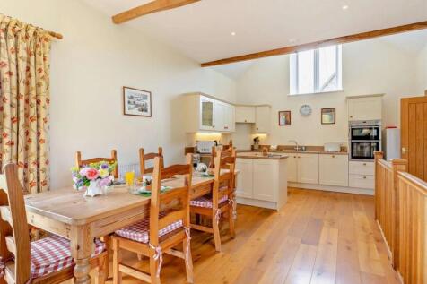 OPEN PLANNED LOUNGE KITCHEN DINER