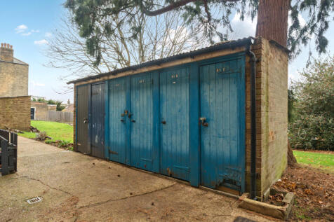 1376691-8-690ded5...