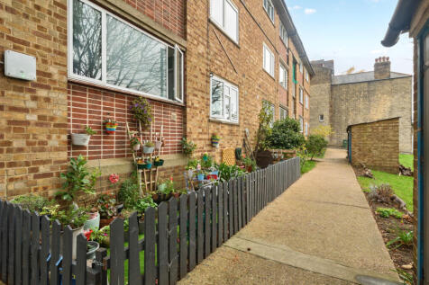 1376691-9-690dee8...