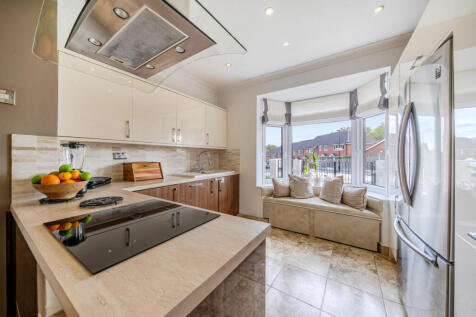 1364100-8-68e7c3b...