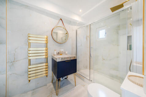 1364100-12-68e7c4...