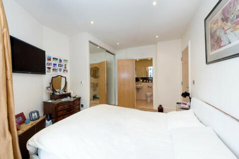 Commodore House p...