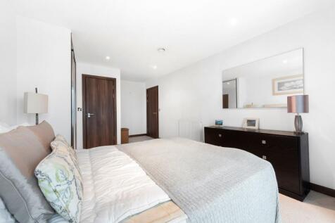 Bedroom 2 with en...